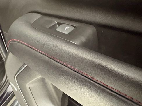 Used 2022 Chevrolet Tahoe RST w/ Luxury Package RWD image 16