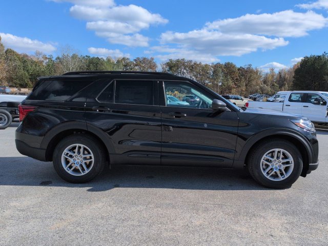 New 2026 Ford Explorer Active w/ Active Comfort Package RWD image 3