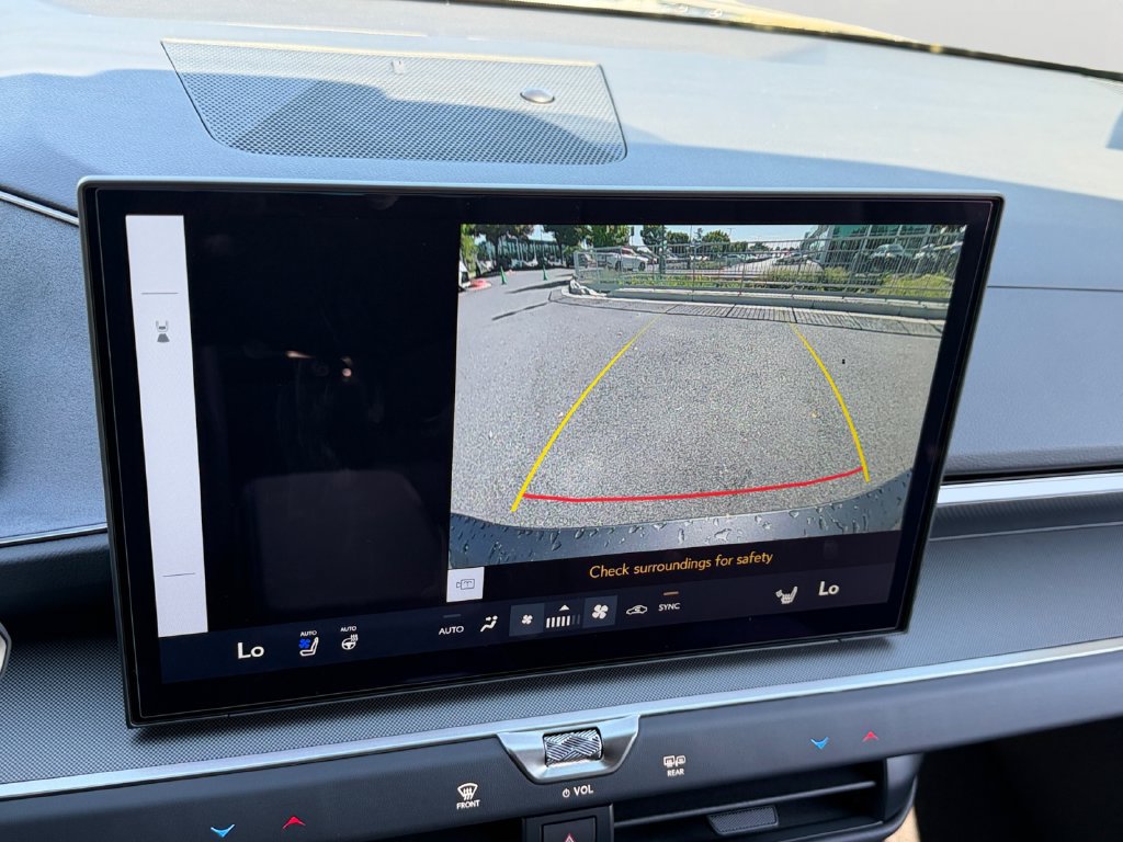 New 2026 Lexus ES 500e w/ Convenience Package AWD/4WD image 18