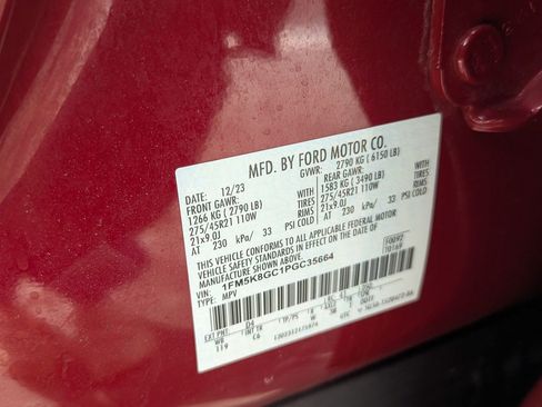 Used 2023 Ford Explorer ST w/ Equipment Group 401A image 33