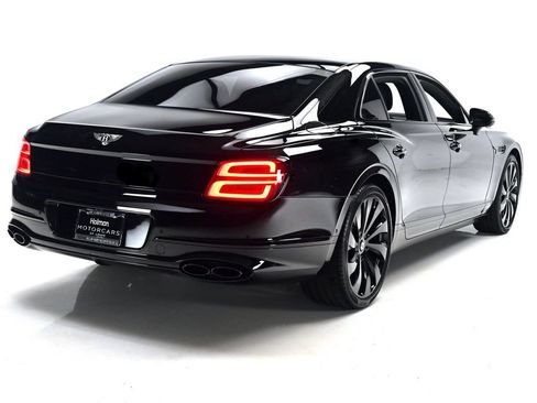 Certified 2022 Bentley Flying Spur V8 AWD/4WD image 4