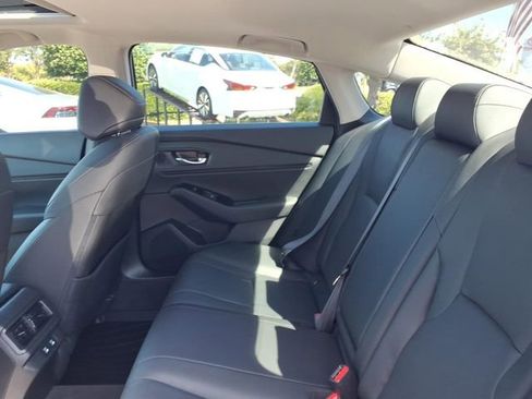 Used 2025 Honda Accord Touring image 7