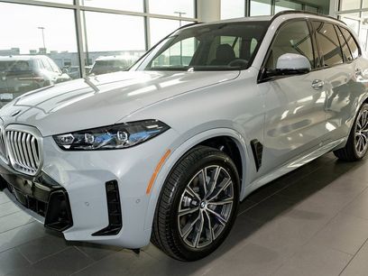 New 2026 BMW X5 xDrive40i w/ M Sport Package