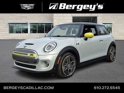 Used 2021 MINI Cooper SE w/ 8.8" Touchscreen Nav Package