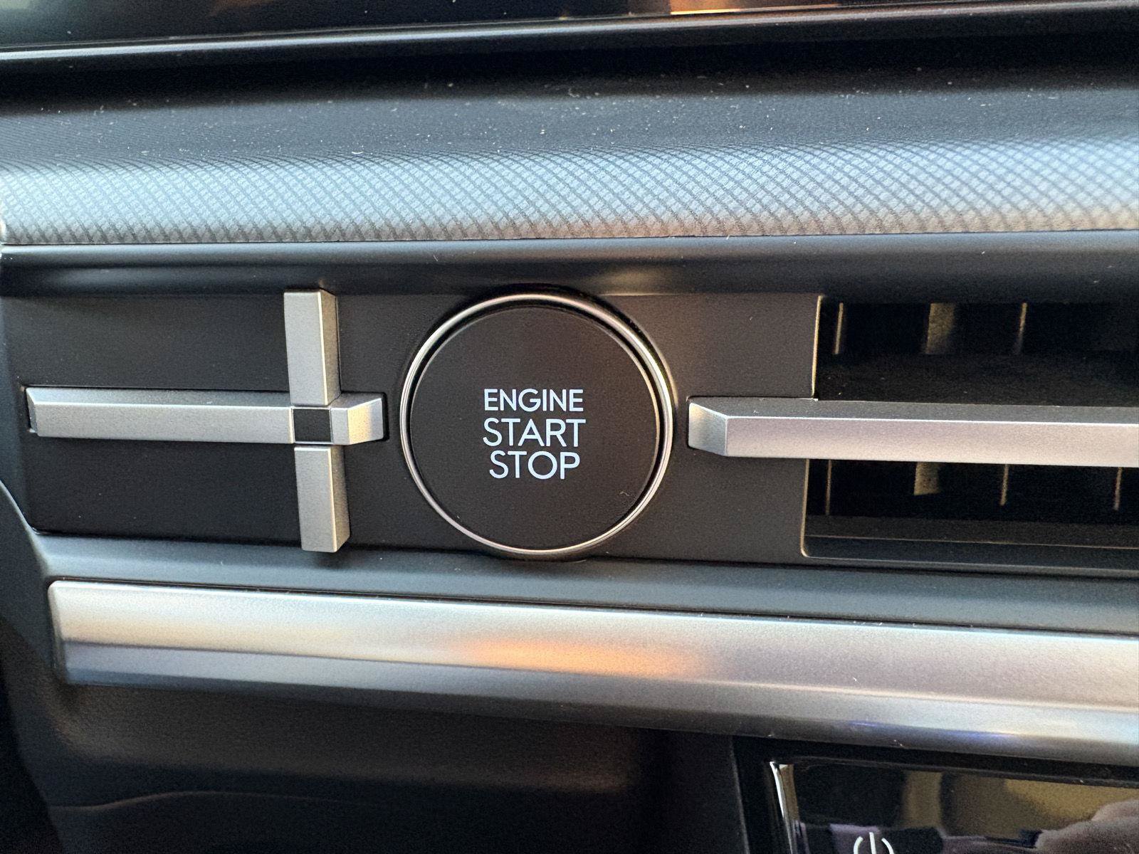 New 2027 Hyundai Santa Fe SE FWD image 32