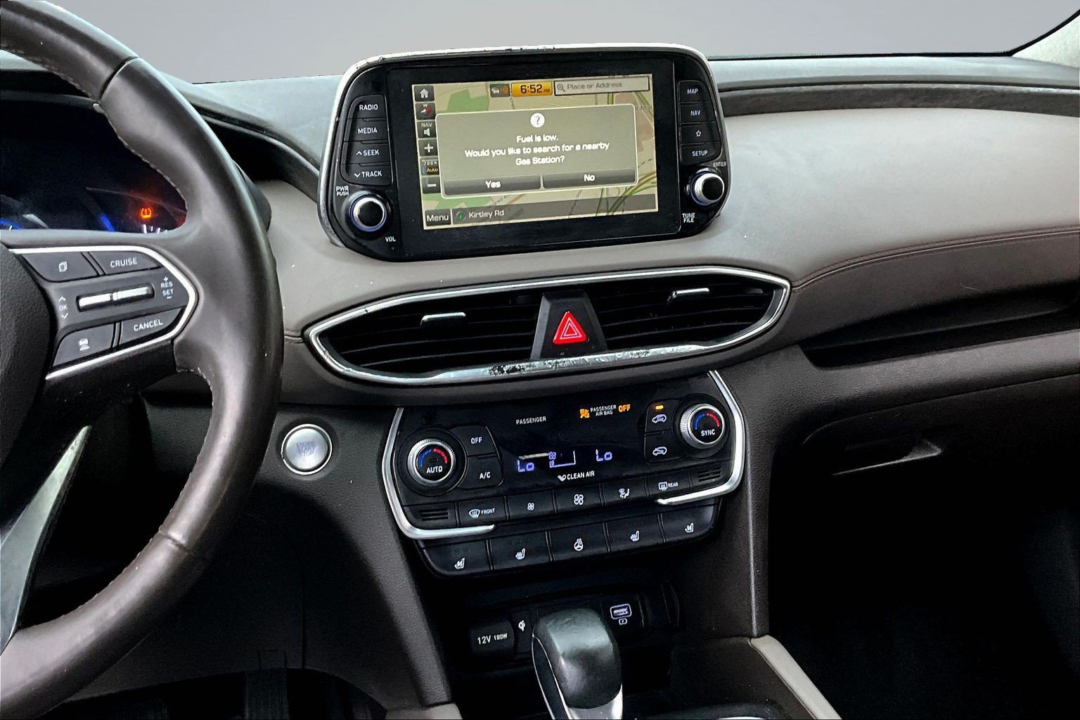 Used 2020 Hyundai Santa Fe Limited FWD image 8