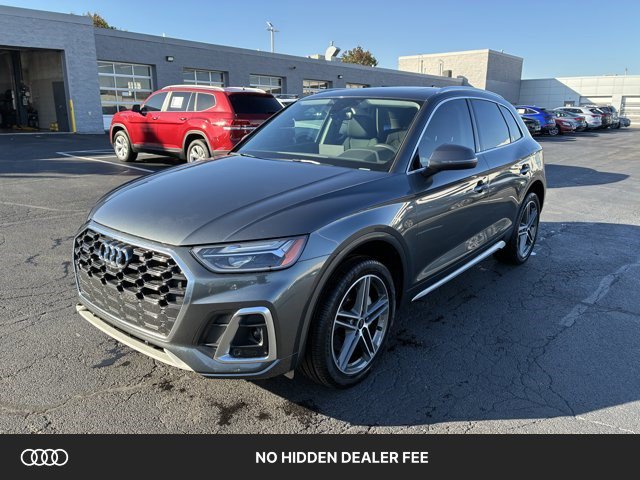 Used 2024 Audi Q5 e Premium Plus w/ Premium Plus Package AWD/4WD image 1