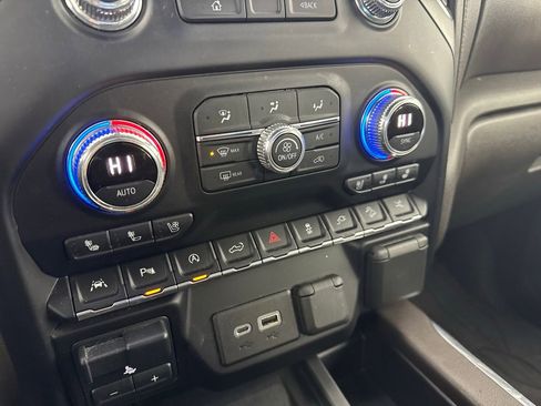 Used 2020 GMC Sierra 1500 Denali w/ Denali Ultimate Package image 23