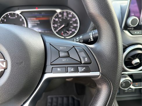 Used 2025 Nissan Sentra SV FWD image 27