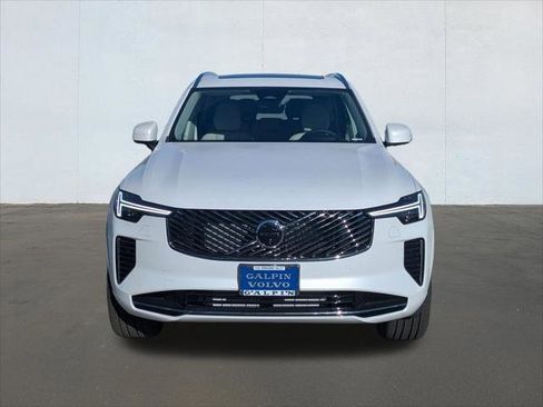 New 2026 Volvo XC90 T8 Ultra w/ Protection Package Premier AWD/4WD image 4