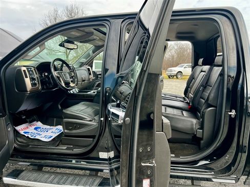 Used 2015 GMC Sierra 2500 Denali w/ Duramax Plus Package image 23
