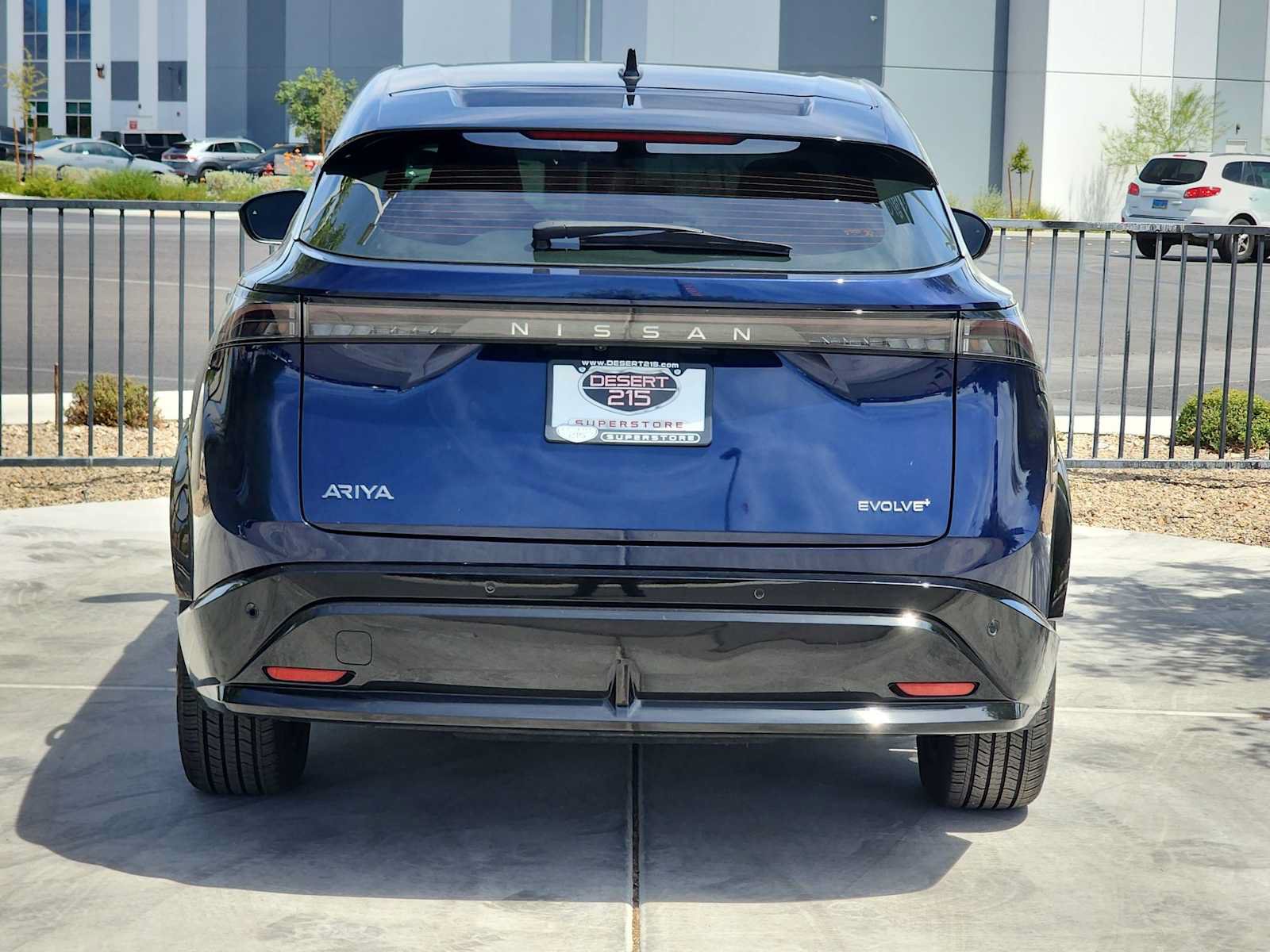 Used 2024 Nissan Ariya FWD image 7
