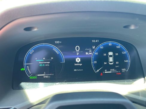 Used 2025 Toyota Camry XSE w/ Premium Plus Package FWD image 4
