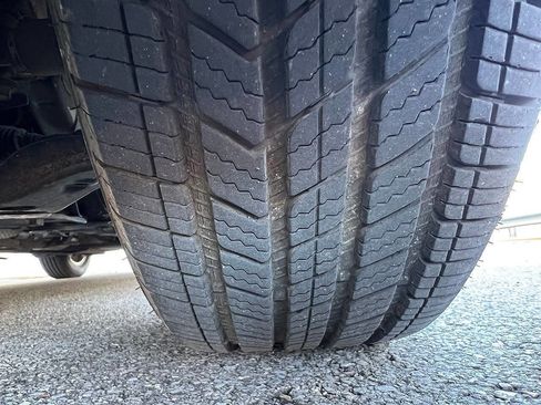 Used 2010 Toyota Prius Four image 48