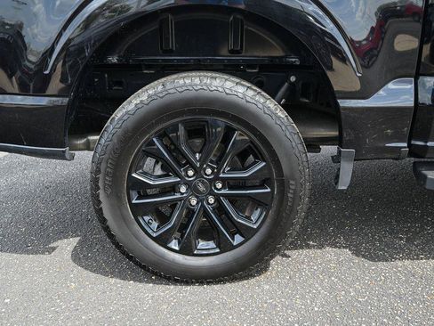 Used 2025 Ford F150 Lariat AWD/4WD image 14