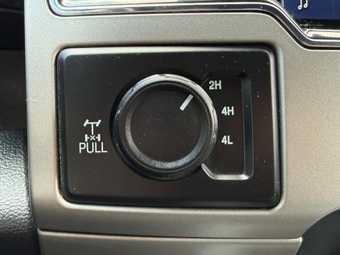 Used 2022 Ford F250 Lariat w/ Chrome Package AWD/4WD image 19