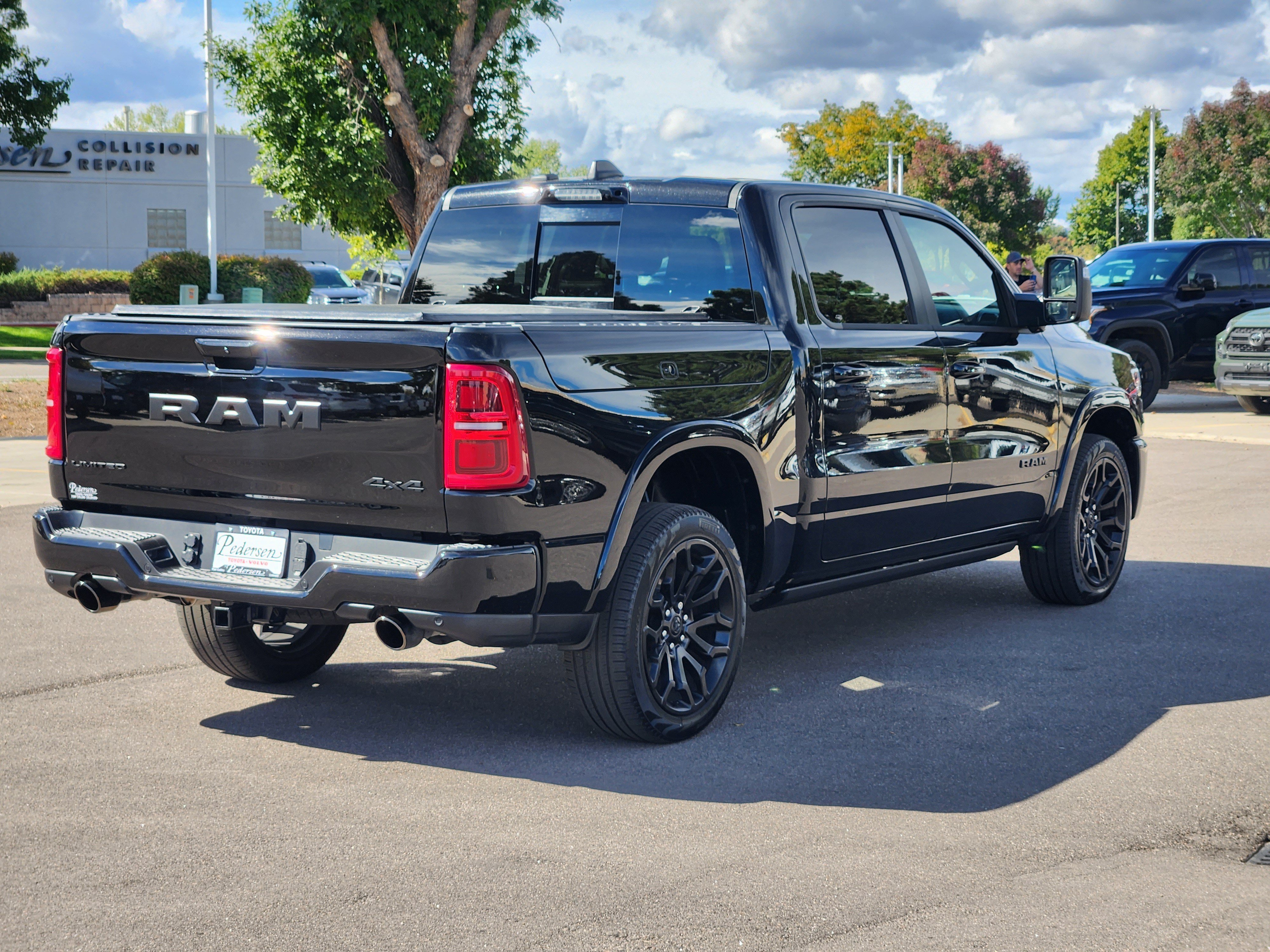 Used 2025 RAM 1500 Limited AWD/4WD image 7