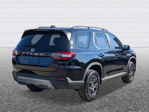 New 2026 Honda Pilot TrailSport image 5