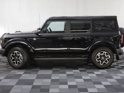 Used 2023 Ford Bronco Outer Banks AWD/4WD image 4