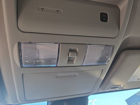 New 2025 Nissan Frontier SV image 23