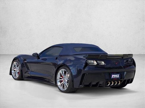 Used 2015 Chevrolet Corvette Z06 w/ 2LZ Preferred Equipment Group RWD image 8