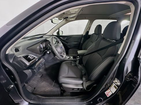 Used 2019 Subaru Forester Premium image 13