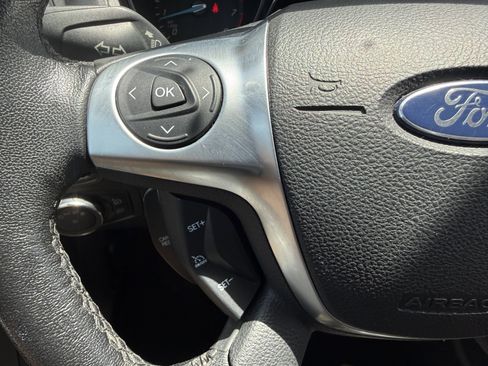 Used 2013 Ford Focus SE FWD image 24