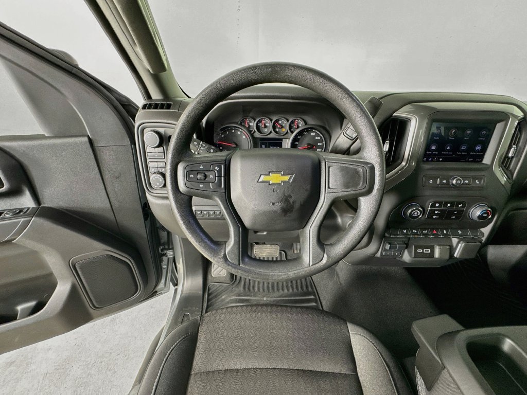 Used 2025 Chevrolet Silverado 2500 Custom w/ Custom Value Package AWD/4WD image 12