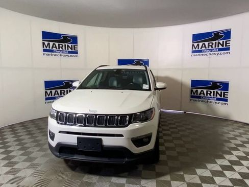 Used 2019 Jeep Compass Latitude AWD/4WD image 5