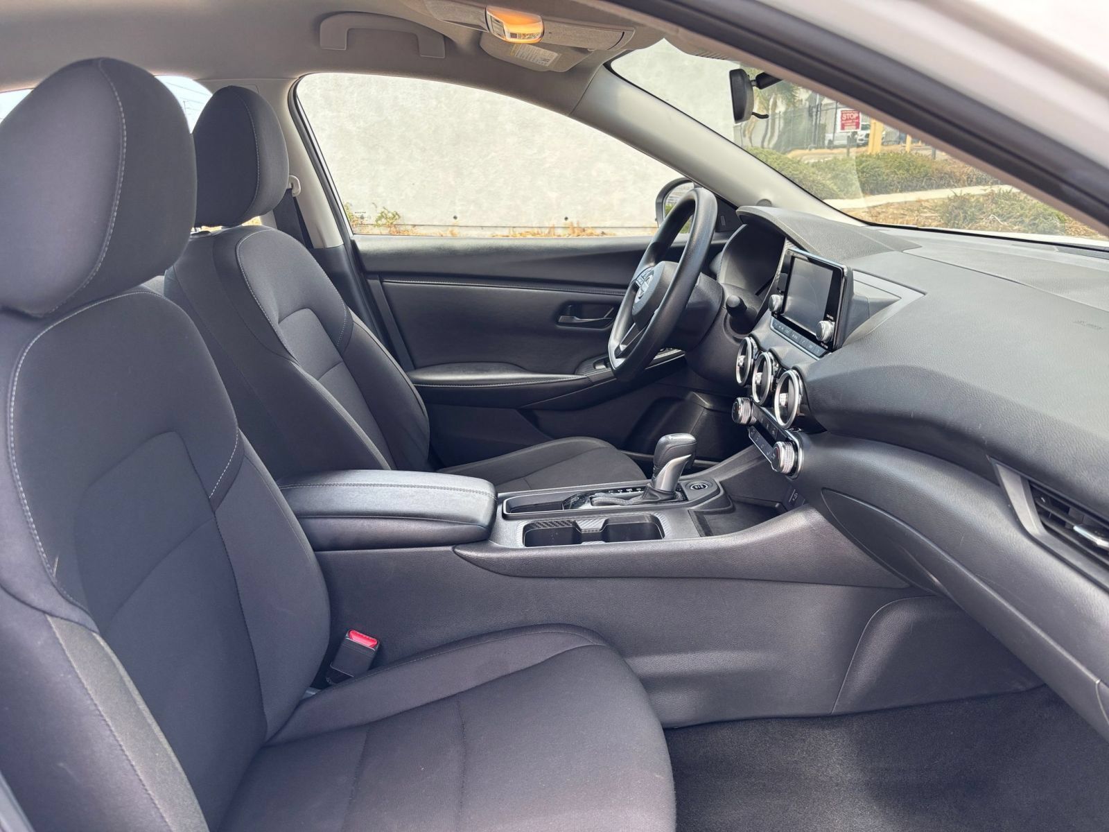Used 2025 Nissan Sentra S FWD image 33
