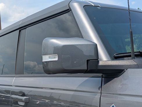 Used 2022 Ford Bronco Outer Banks AWD/4WD image 12