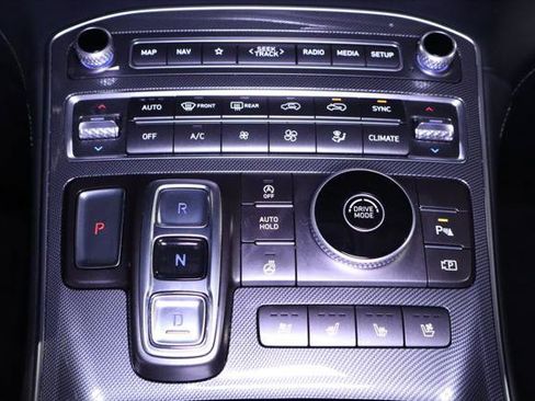 Used 2021 Hyundai Santa Fe Limited FWD image 22
