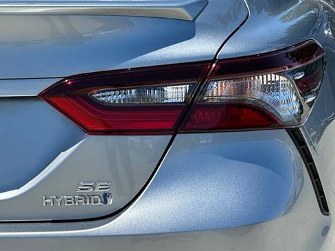 Used 2021 Toyota Camry SE FWD image 30