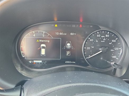 Used 2023 Nissan Kicks SR w/ SR Premium Package image 18