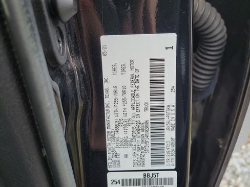 Used 2021 Toyota Tundra SR5 w/ SX Package AWD/4WD image 31