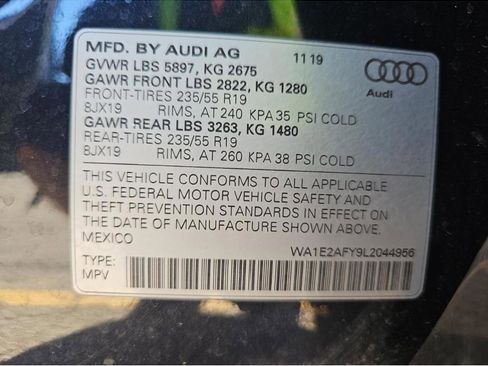 Used 2020 Audi Q5 e Premium Plus w/ Premium Plus Package image 6