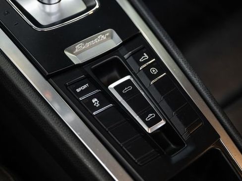 Used 2014 Porsche Boxster image 18