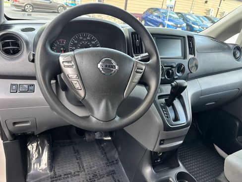 Used 2020 Nissan NV200 SV w/ Back Door Glass Package FWD image 12