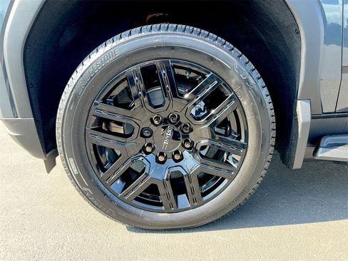 New 2026 GMC Sierra EV Elevation w/ LPO, Elevation Dark Package image 25