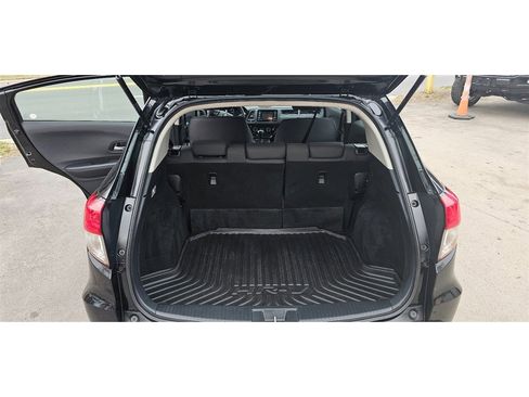 Used 2022 Honda HR-V LX image 8