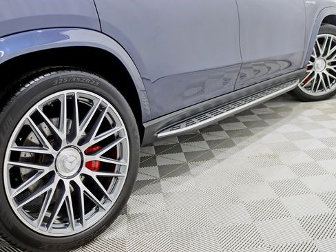 Used 2024 Mercedes-Benz GLS 63 AMG 4MATIC image 12