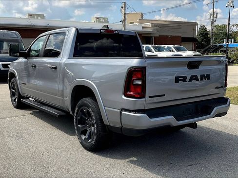Used 2025 RAM 1500 Big Horn AWD/4WD image 4