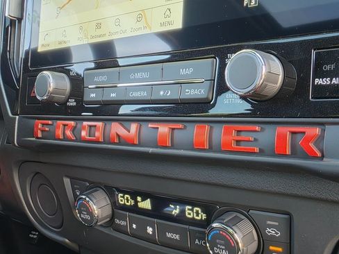 Used 2026 Nissan Frontier Pro-X w/ Pro Premium Package RWD image 16