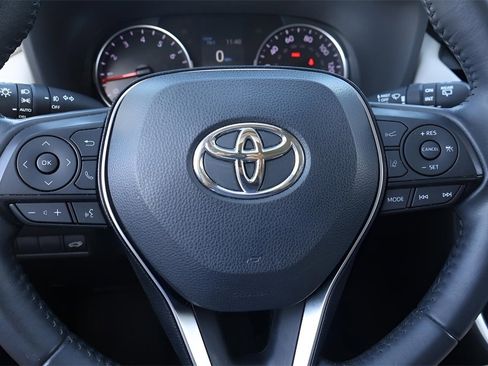Certified 2019 Toyota RAV4 XLE Premium image 21