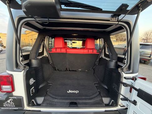 Used 2017 Jeep Wrangler Unlimited Sport w/ Quick Order Package 24S image 15