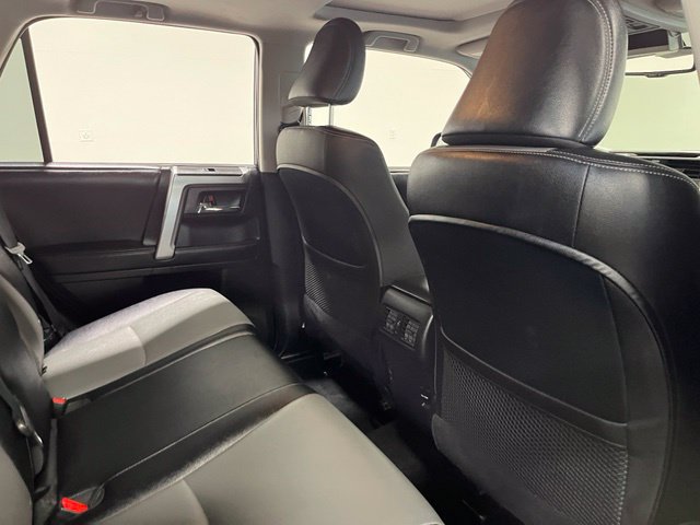 Used 2016 Toyota 4Runner SR5 Premium RWD image 15