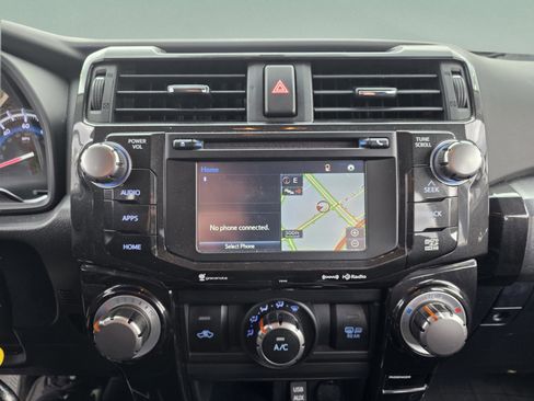 Used 2016 Toyota 4Runner Limited image 16