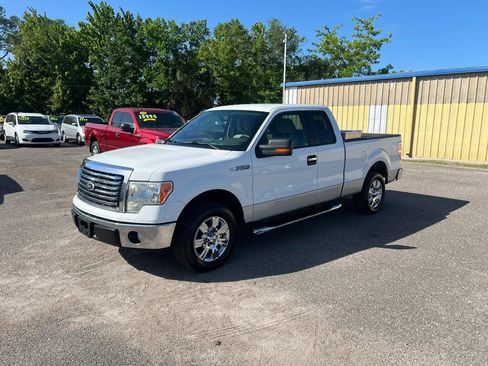 Used 2010 Ford F150 XLT RWD image 2