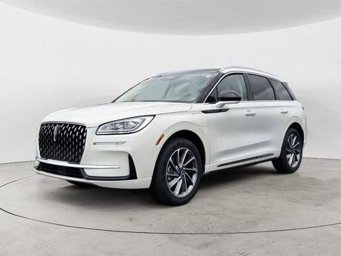 Used 2024 Lincoln Corsair Grand Touring AWD/4WD image 7