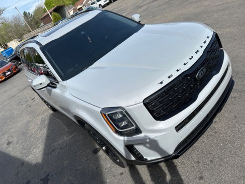 Used 2021 Kia Telluride EX w/ EX Premium Package AWD/4WD image 9